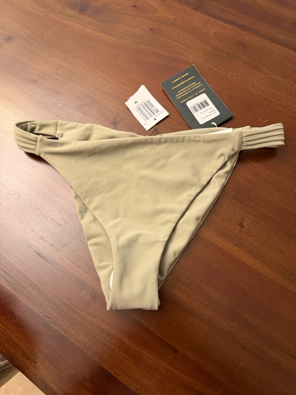 NWT Juan de Dios Tortuga Pleated Bikini Top - Picture 9 of 9